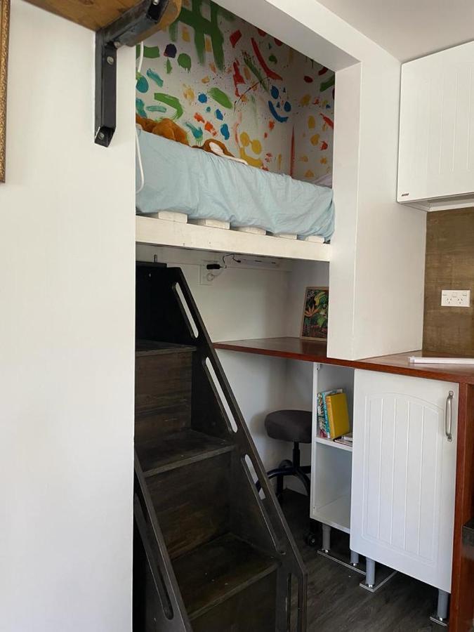 Awa Tui Batch Apartment Blenheim Exterior photo